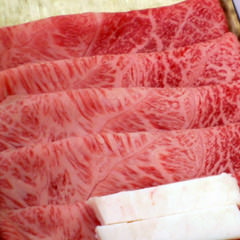 [送料無料]松阪牛肩すき焼き用400g