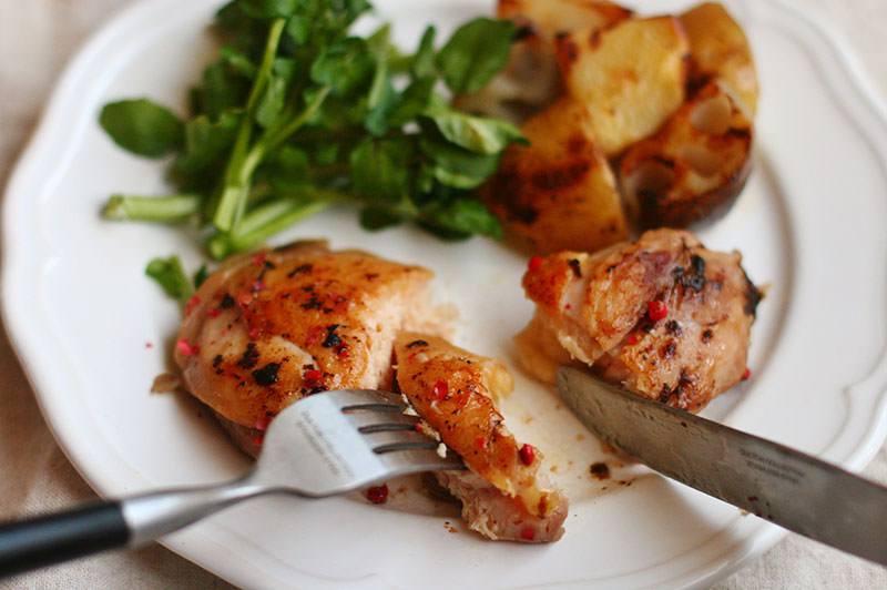 鶏のコンフィと根菜のロースト