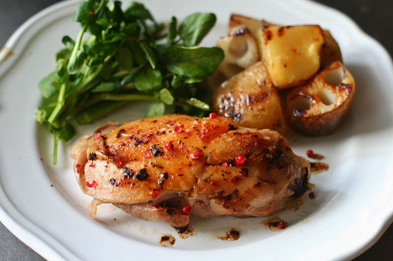 鶏のコンフィと根菜のロースト