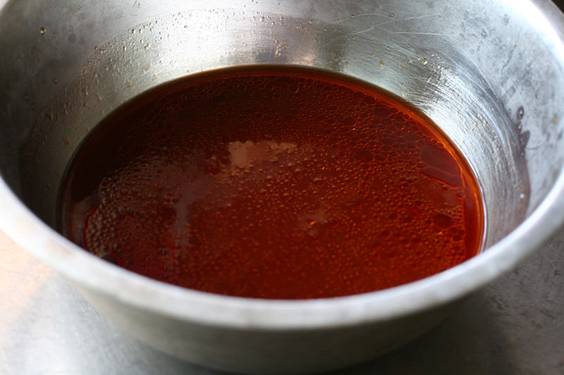 牛しゃぶと真っ赤なスープの冷やし中華