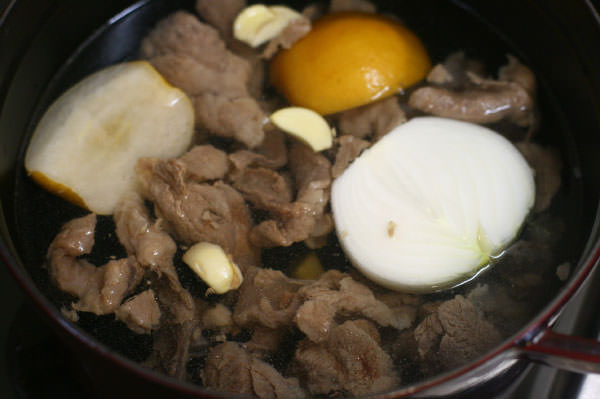 牛すじとカレースパイスのフォー