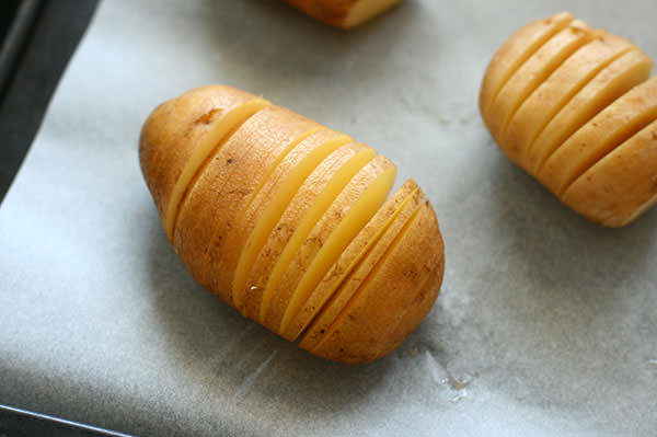 牛脂でハッセルバックポテト