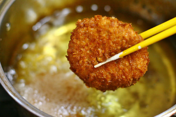 【メンチカツイタリア風アレンジレシピ】