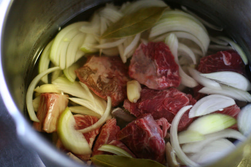 ブラジルの煮込み料理、フェジョアーダ