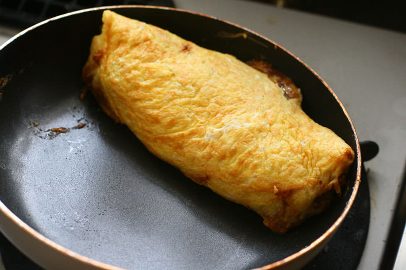 どて煮のふわとろオムレツ