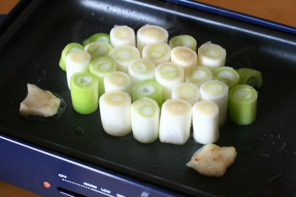 ネギとトマトの牛鍋