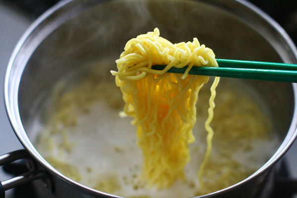 まるでイタリアンな牛骨ラーメン