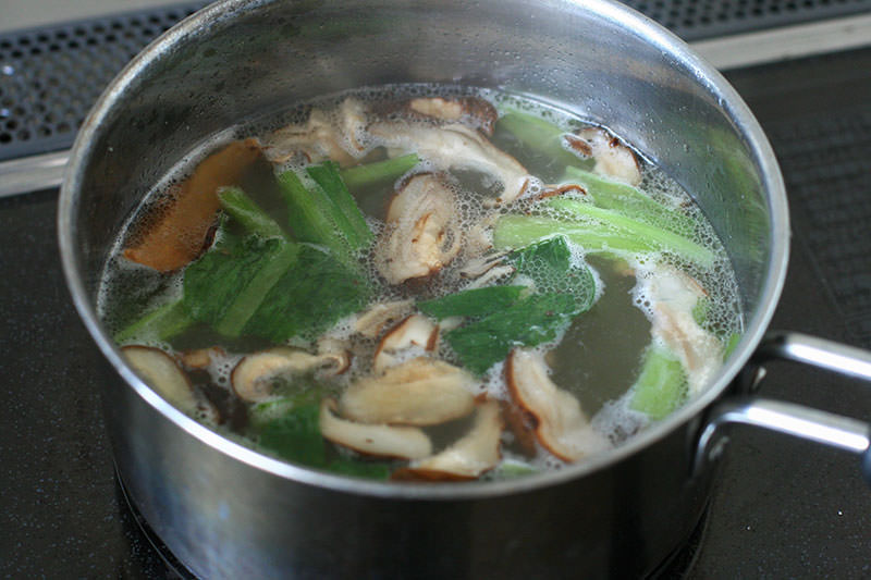 和えるだけ、ピリ辛豚足