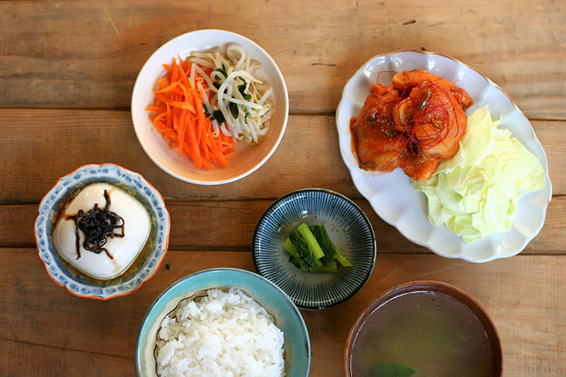 和えるだけ、ピリ辛豚足