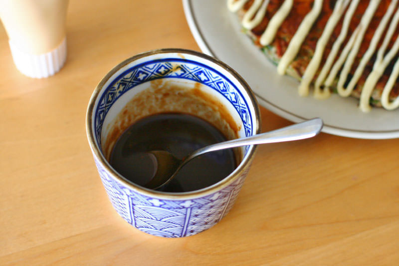 牛すじお好み焼き