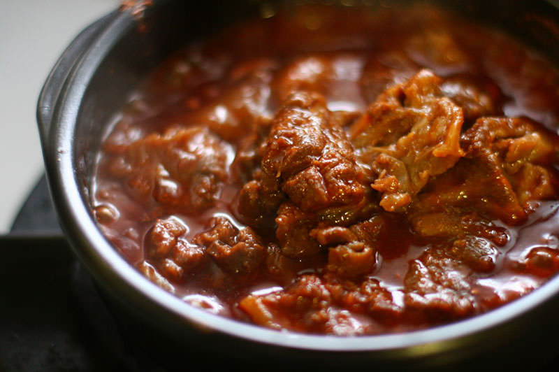 牛すじ肉のタッカルビ風