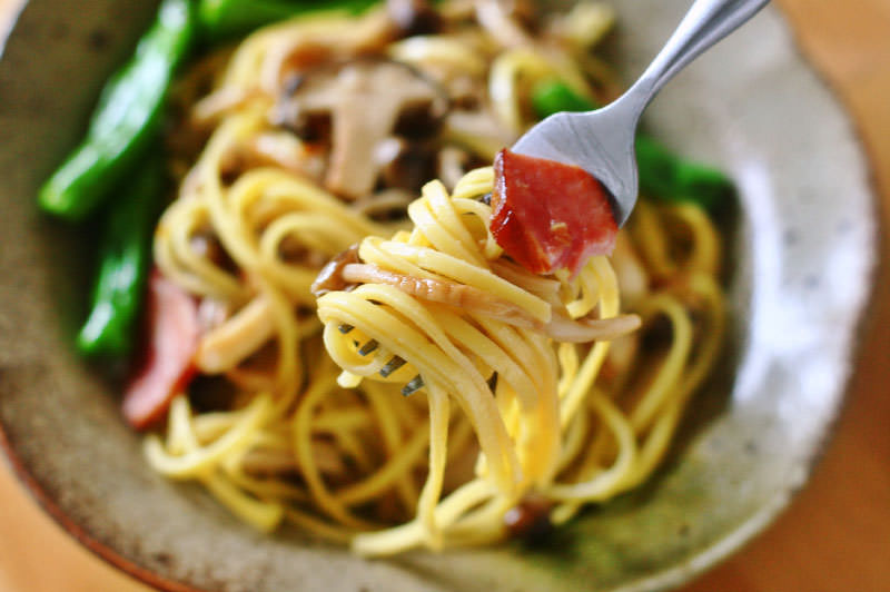 柚子胡椒ときのこの和風パスタ